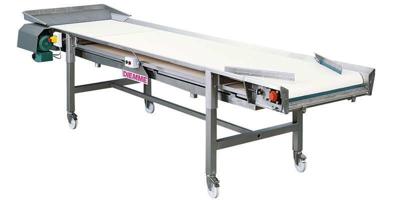 Banda pentru selectie struguri